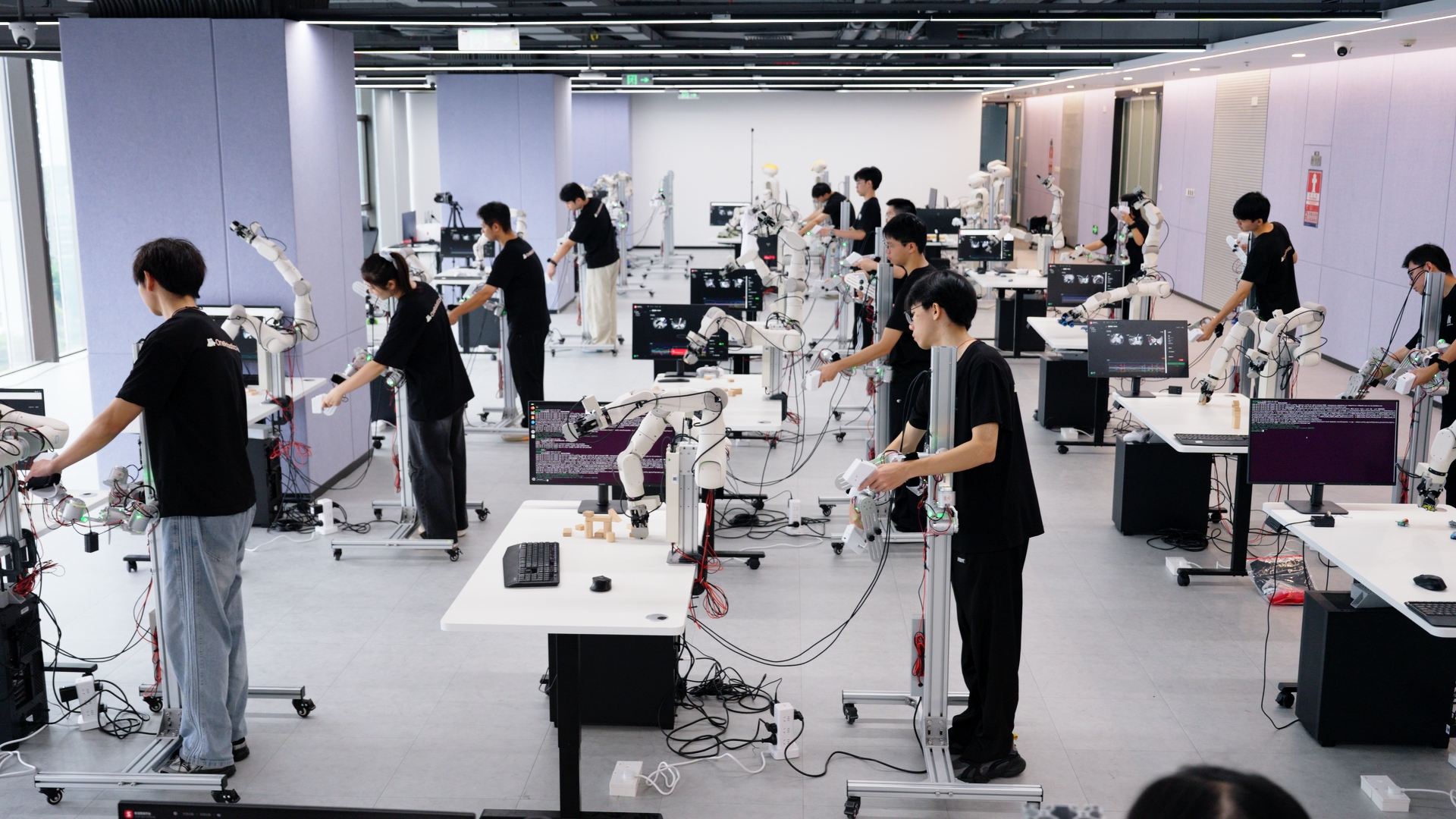 Greater Bay Area’s First JUBAOPEN Officially Launches, OneRobotics Builds an Embodied Intelligence Industry Acceleration Platform